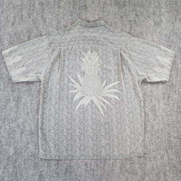 Tommy Bahama Shirt Mens Medium Gray Pineapple Print Silk Hawaiian Loop Collar - Picture 1 of 16